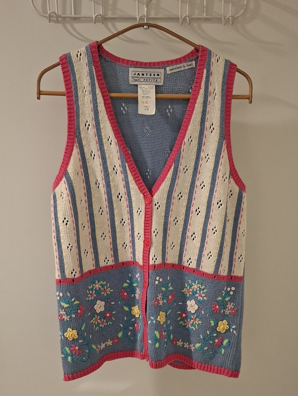 Vintage Blue/White/Pink Cotton/Ramie Jantzen Petite Floral Knit Vest (Size MP)
